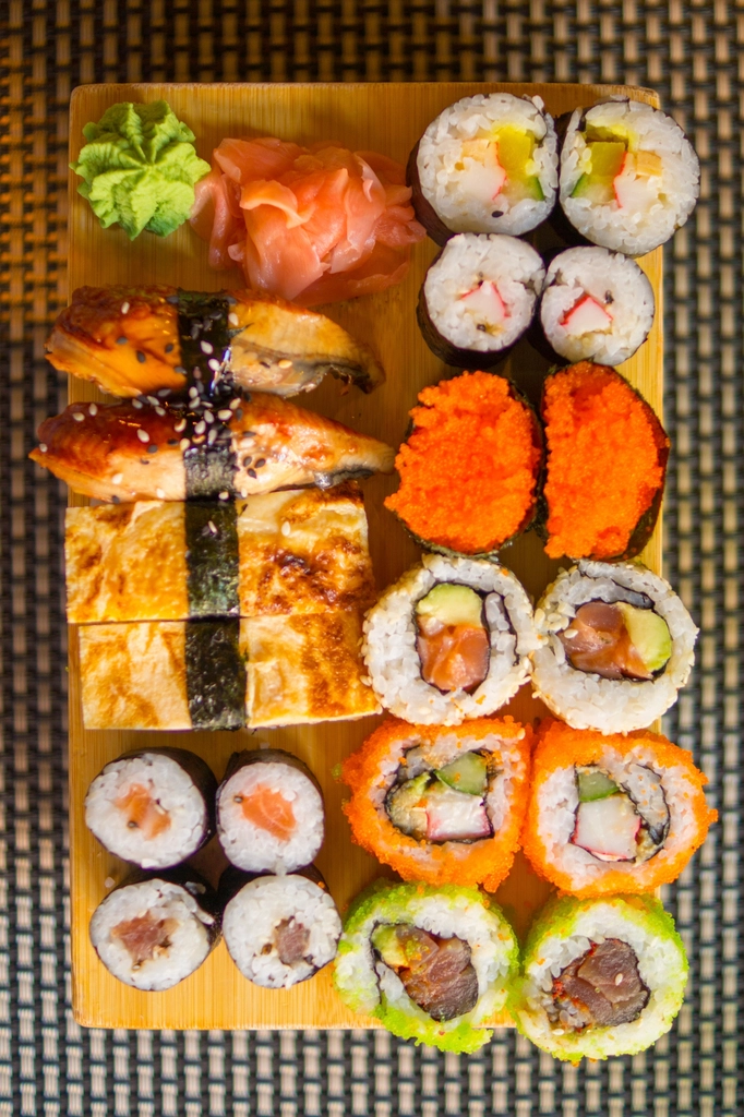 Sushi platter
